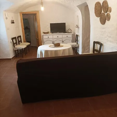 Cueva La Trapera Country house *