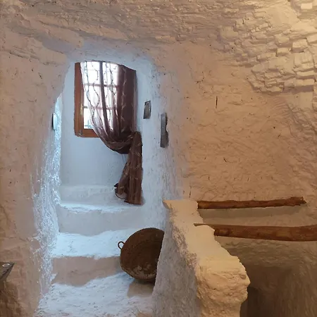 Cueva La Trapera *